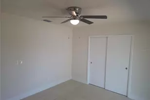 10410 N Ojus Dr, Tampa, FL 33617 - Photo 20