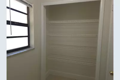 10410 N Ojus Drive, Tampa, FL 33617 - Photo 16