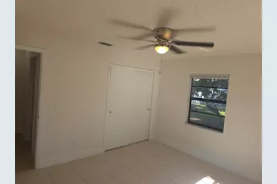 10410 N Ojus Drive, Tampa, FL 33617 - Photo 6