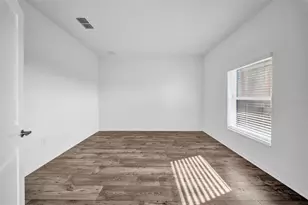 5841 Riverston Ave, Wesley Chapel, FL 33545 - Photo 30