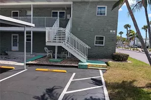 5287 81 St Street N, Saint Petersburg, FL 33709 - Photo 1