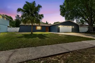 4710 Southbreeze Dr, Tampa, FL 33624 - Photo 2