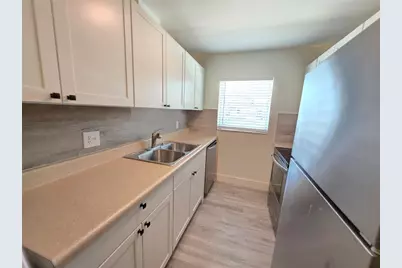 2750 E Bay Drive #10E, Largo, FL 33771 - Photo 14