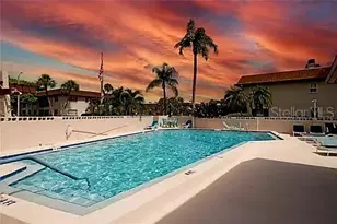 2750 E Bay Dr, Largo, FL 33771 - Photo 12