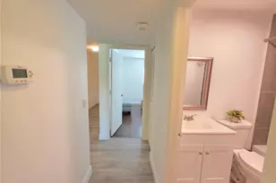 2750 E Bay Dr, Largo, FL 33771 - Photo 30