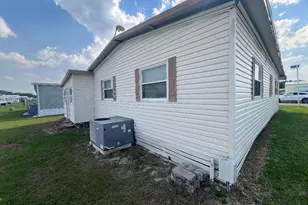 6902 Orlo Dr, Zephyrhills, FL 33542 - Photo 22