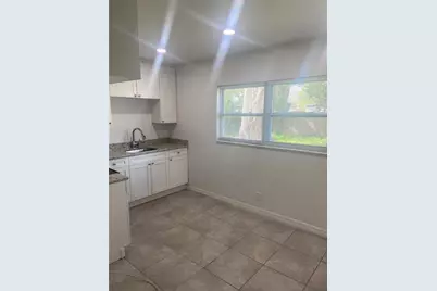 7020 Baywood Drive, Tampa, FL 33637 - Photo 2