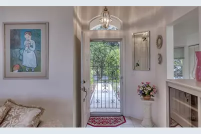 718 Lighthouse Drive, Tarpon Springs, FL 34689 - Photo 4