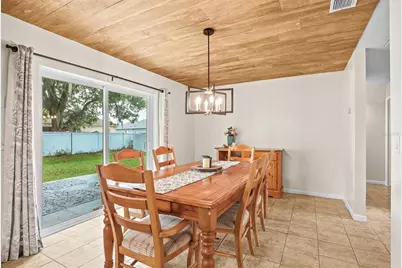 1707 Hughes Drive, Plant City, FL 33563 - Photo 14