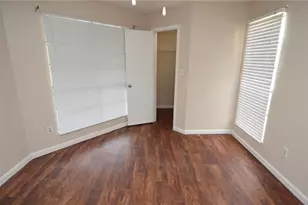 8756 Mallard Reserve Dr, Tampa, FL 33614 - Photo 30