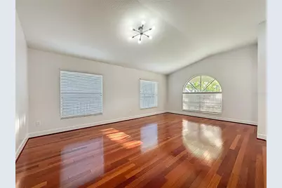 9830 White Barn Way, Riverview, FL 33569 - Photo 6