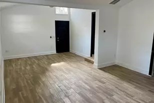 2118 S Venus St, Tampa, FL 33629 - Photo 12