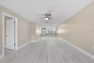 19029 US Hwy 19 N, Clearwater, FL 33764 - Photo 14