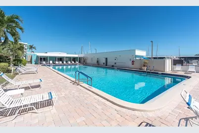4902 38th Way S #109, Saint Petersburg, FL 33711 - Photo 34