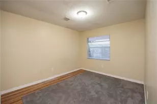 4705 Serena Dr, Tampa, FL 33617 - Photo 18