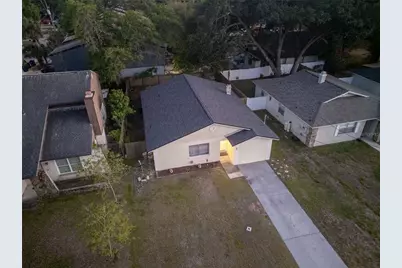 4705 Serena Drive, Tampa, FL 33617 - Photo 4