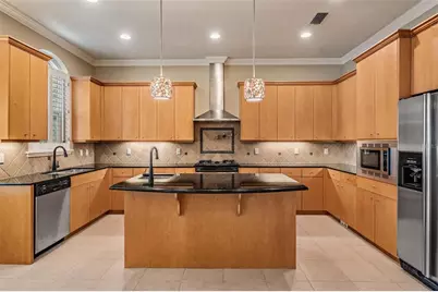 3111 W Lawn Avenue, Tampa, FL 33611 - Photo 6