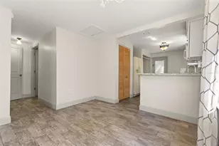 8507 Claonia St, Tampa, FL 33614 - Photo 8