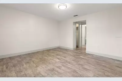 8507 Claonia Street, Tampa, FL 33614 - Photo 16