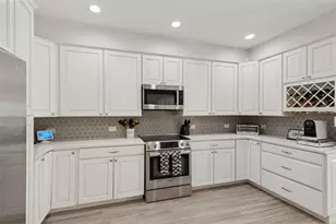 1671 Sparkling Ct, Dunedin, FL 34698 - Photo 12