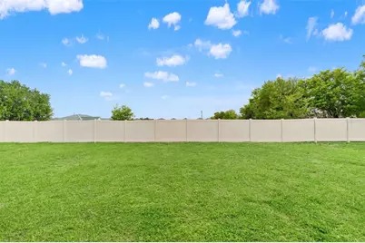 7512 Wallflower Trail, Wesley Chapel, FL 33545 - Photo 48