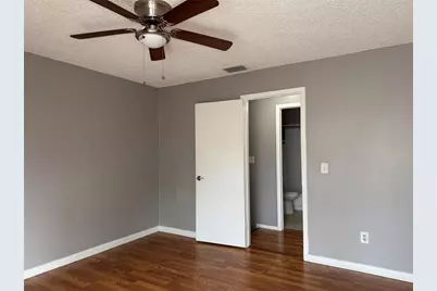 5156 Tennis Court Circle, Tampa, FL 33617 - Photo 22