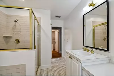 2918 W Coachman Avenue, Tampa, FL 33611 - Photo 24