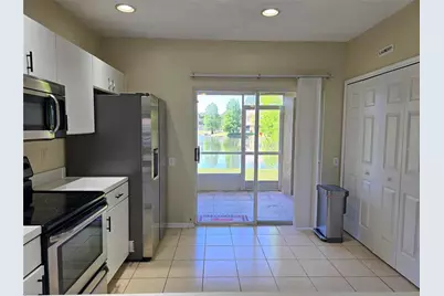 30058 Granda Hills Court, Wesley Chapel, FL 33543 - Photo 10