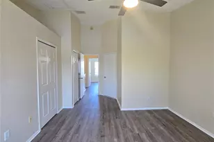 30058 Granda Hills Ct, Wesley Chapel, FL 33543 - Photo 20