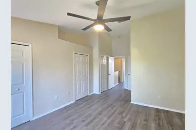 30058 Granda Hills Court, Wesley Chapel, FL 33543 - Photo 18