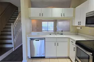 30058 Granda Hills Ct, Wesley Chapel, FL 33543 - Photo 12