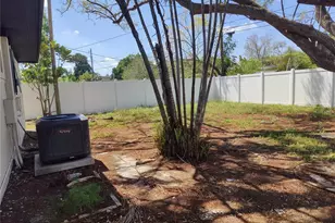 7498 Orpine Dr N, Saint Petersburg, FL 33702 - Photo 24