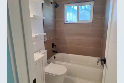 7498 Orpine Drive N, Saint Petersburg, FL 33702 - Photo 4