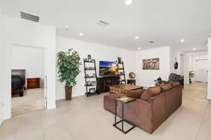 13204 Waterleaf Garden Cir, Riverview, FL 33579 - Photo 8