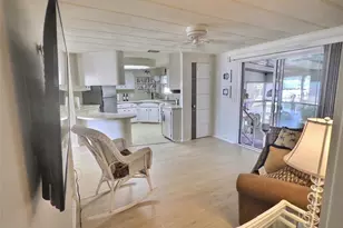 46 Palm Forest Dr, Largo, FL 33770 - Photo 12