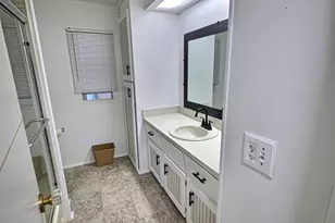 46 Palm Forest Dr, Largo, FL 33770 - Photo 20