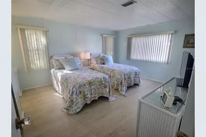 46 Palm Forest Drive, Largo, FL 33770 - Photo 8