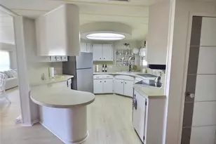 46 Palm Forest Dr, Largo, FL 33770 - Photo 18