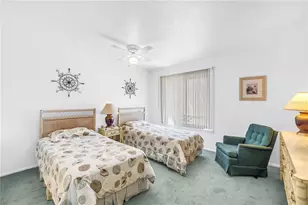 3742 41st Way S, Saint Petersburg, FL 33711 - Photo 8