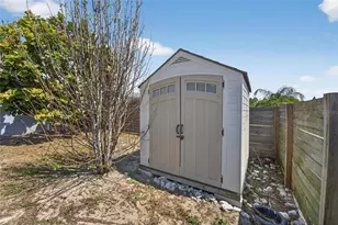 5300 Falcon Dr, Holiday, FL 34690 - Photo 52