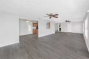 9220 40th St N, Pinellas Park, FL 33782 - Photo 14