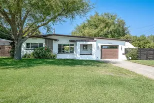 5909 4th Ave N, Saint Petersburg, FL 33710 - Photo 1