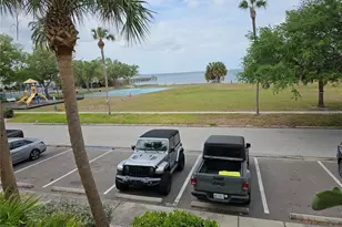 611 B Destiny Dr, Ruskin, FL 33570 - Photo 8