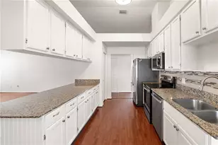 931 Balsamina Dr, Brandon, FL 33510 - Photo 10