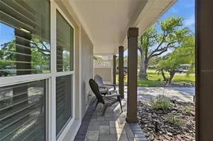 471 42nd Ave NE, Saint Petersburg, FL 33703 - Photo 4