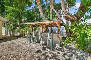 9925 47th Ave N, Seminole, FL 33708 - Photo 48