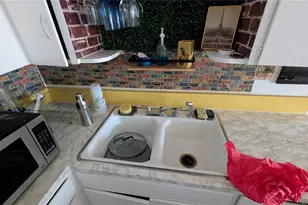 114 S Bungalow Park Ave, Tampa, FL 33609 - Photo 52