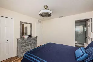 3876 Island Way, Saint Petersburg, FL 33705 - Photo 26