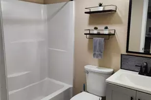 211 Thorntree Pl, Brandon, FL 33510 - Photo 14