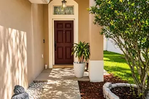 7942 Endless Summer Ct, Land O Lakes, FL 34637 - Photo 2